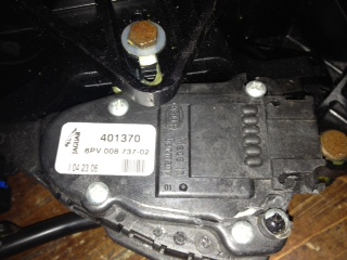 XR836516 RHD Throttle pedal